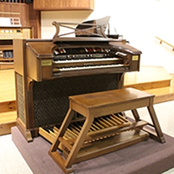 Baldwin 214DR Organ